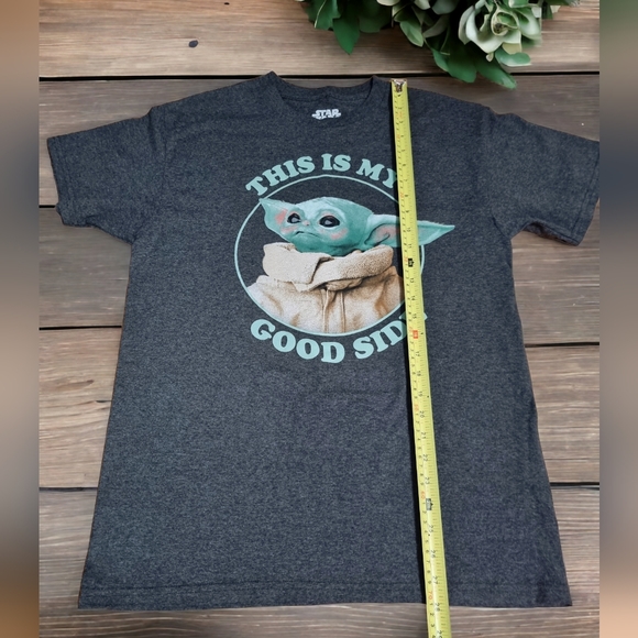 Star Wars 'This is My Good Side' Grogu T-Shirt - Picture 5 of 5